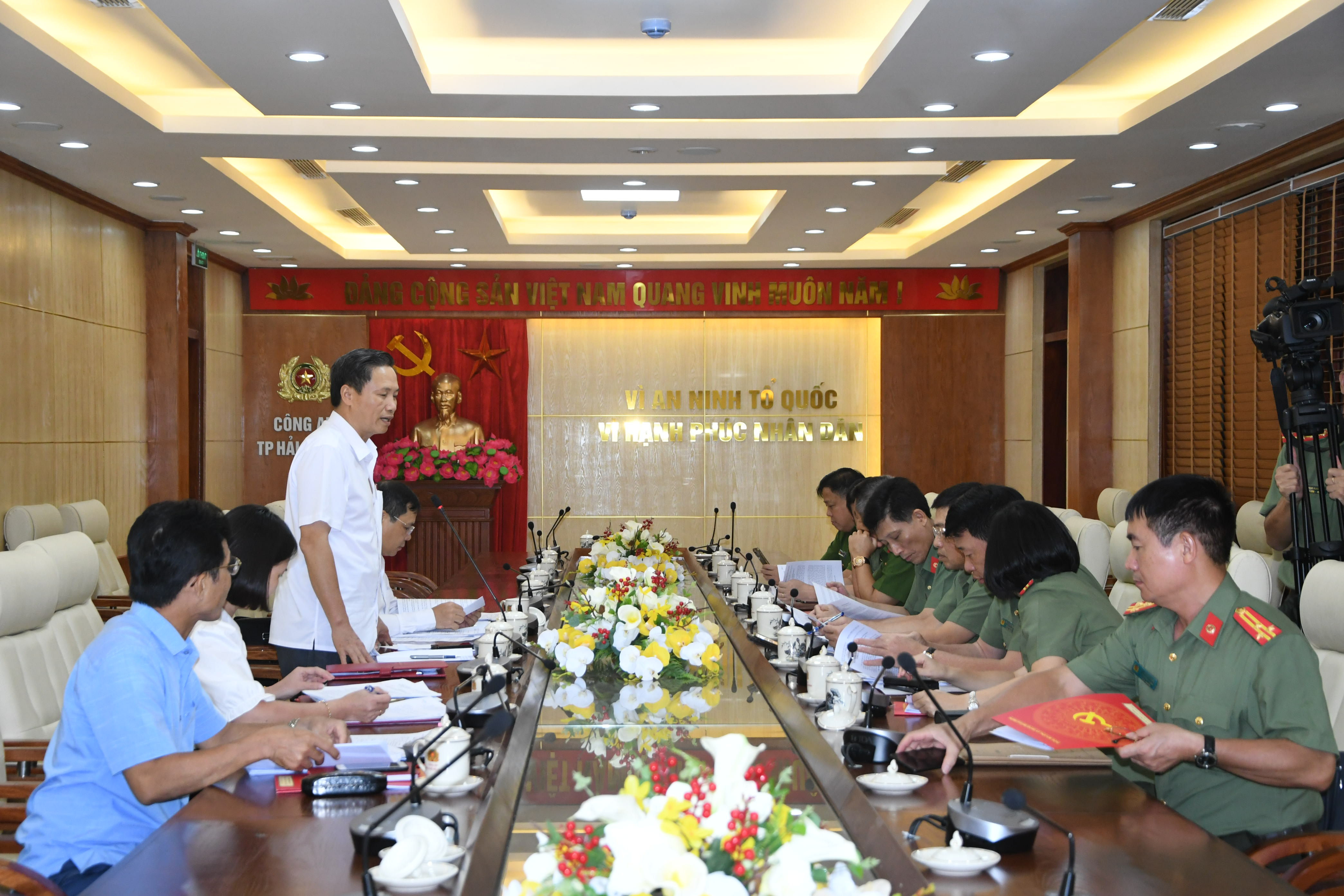 Đảng bộ Công an thành phố: Đổi mới và thực hiện hiệu quả sinh hoạt chi bộ